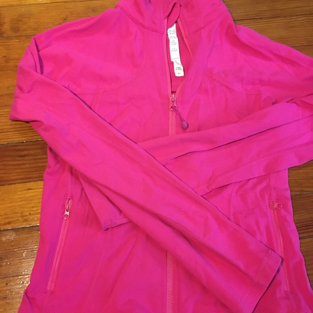 Lululemon sweatshirt